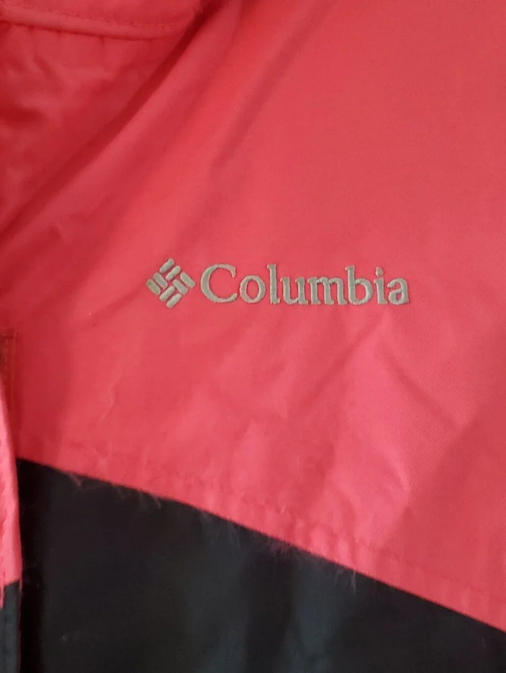 Columbia Pink and Black Kids Hooded Puffer Jacket Size 10-12